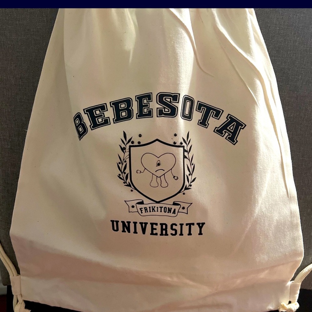 Bebesota University Bad Bunny drawstring backpacks! 🐰